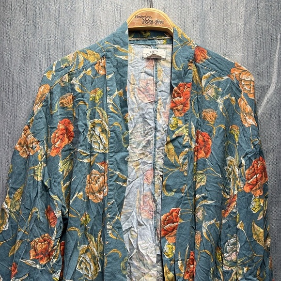 O’Neill floral cardigan size medium - Picture 3 of 10